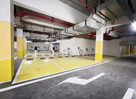 云南萬(wàn)達(dá)廣場(chǎng)7Kw交流充電樁和30kw壁 云南萬(wàn)達(dá)廣場(chǎng)7Kw交流充電樁和30kw壁